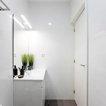 150 Rivoli Apartments By Lovelystay OOporto Extérieur photo