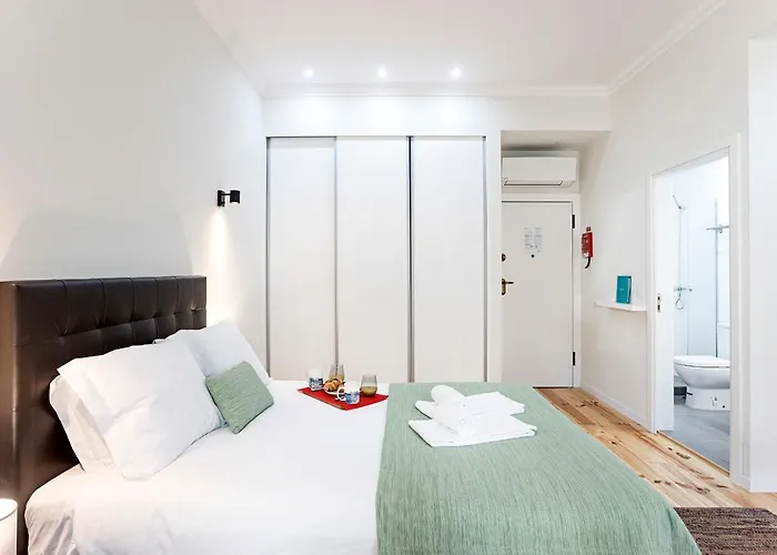 150 Rivoli Apartments By Lovelystay