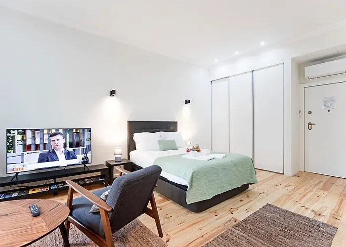 150 Rivoli Apartments By Lovelystay