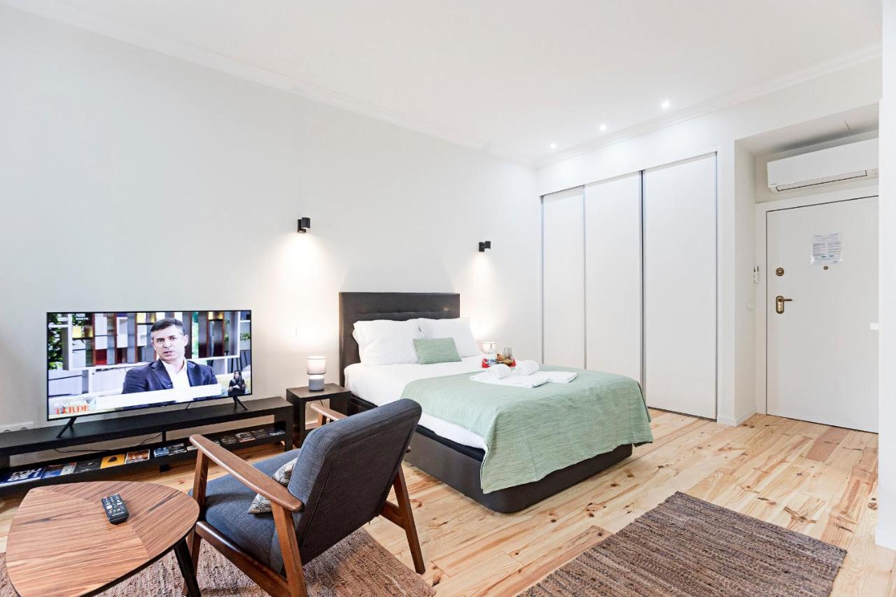 150 Rivoli By Lovelystay *